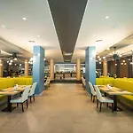 Hvd Club Bor Ultra - Private & Free Parking Hotel