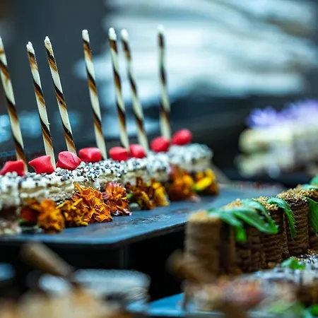 Hvd Club Bor Ultra - Private & Free Parking