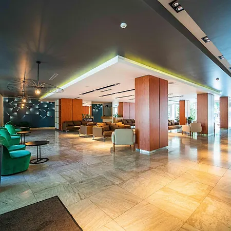 酒店 Hvd Club Bor Ultra - Private & Free Parking 4*