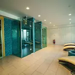 Hvd Club Bor Ultra - Private & Free Parking Hotel