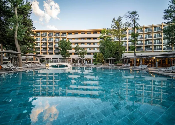 Hvd Club Bor Ultra - Private & Free Parking Hotell Slăntjev Brjag
